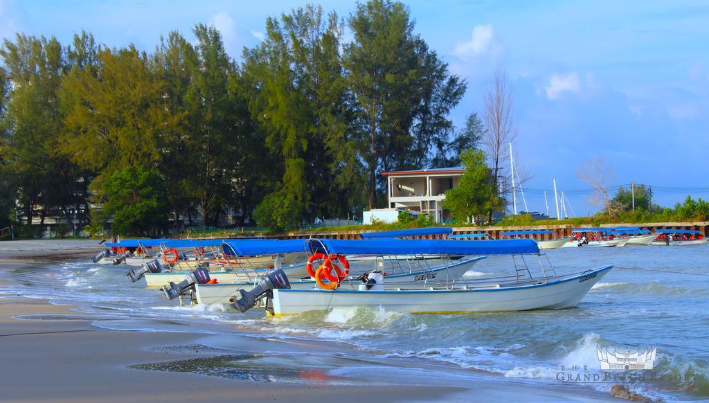 The Grand Beach Resort Port Dickson Dış mekan fotoğraf