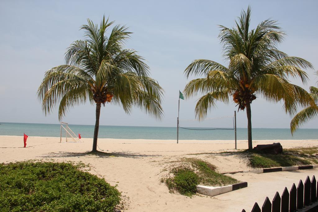 The Grand Beach Resort Port Dickson Dış mekan fotoğraf